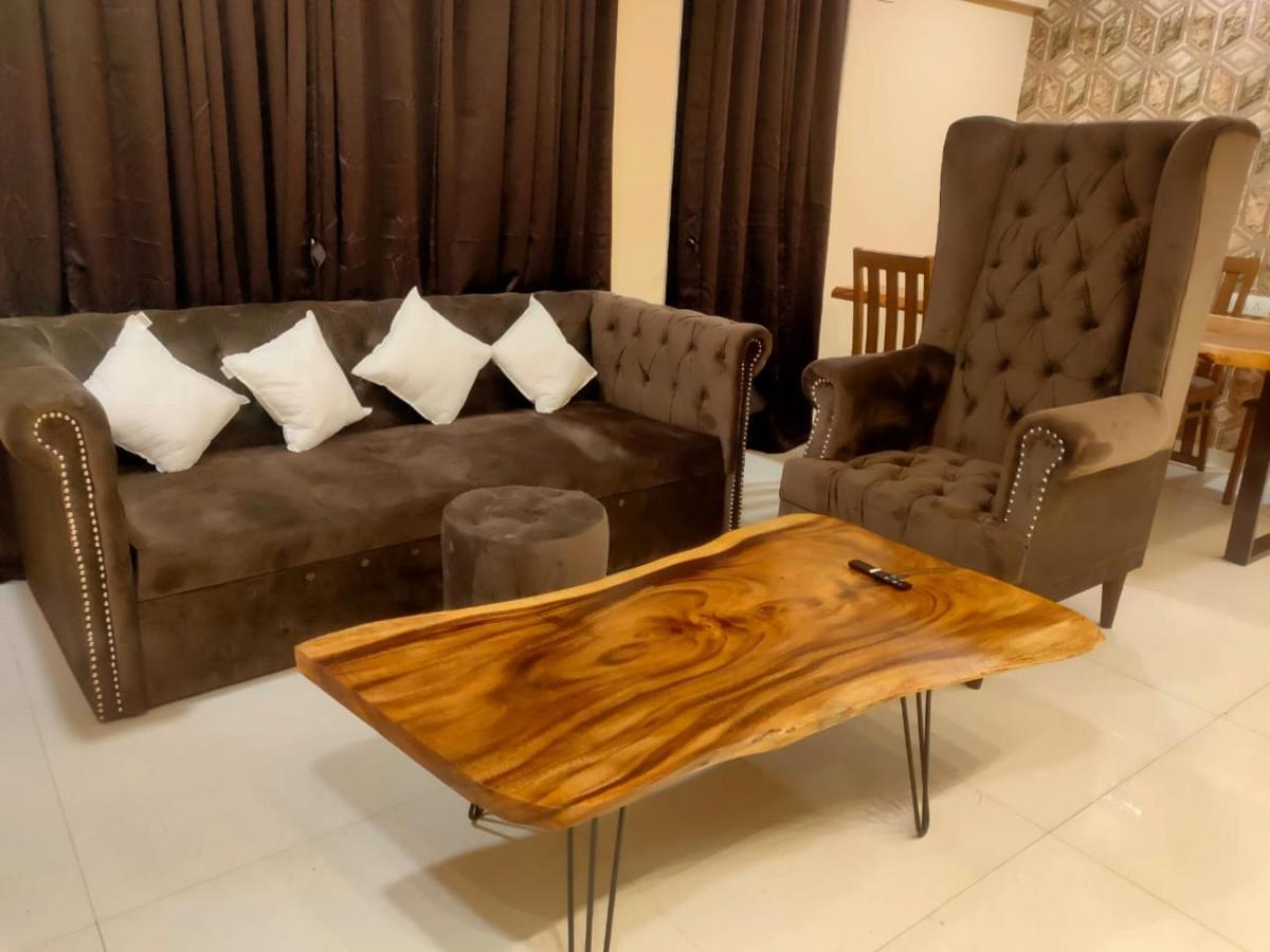 Osi Apartments Bandra West Мумбаи Экстерьер фото