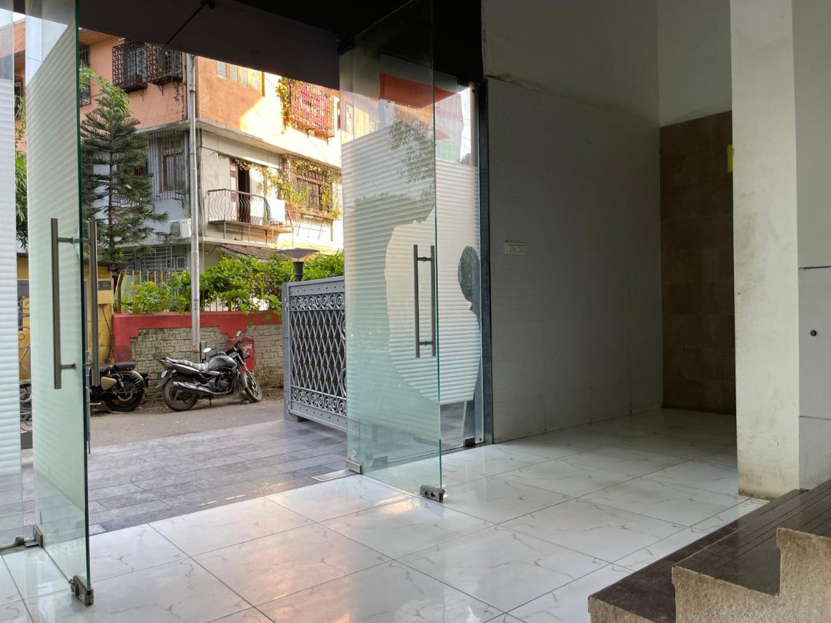 Osi Apartments Bandra West Мумбаи Экстерьер фото